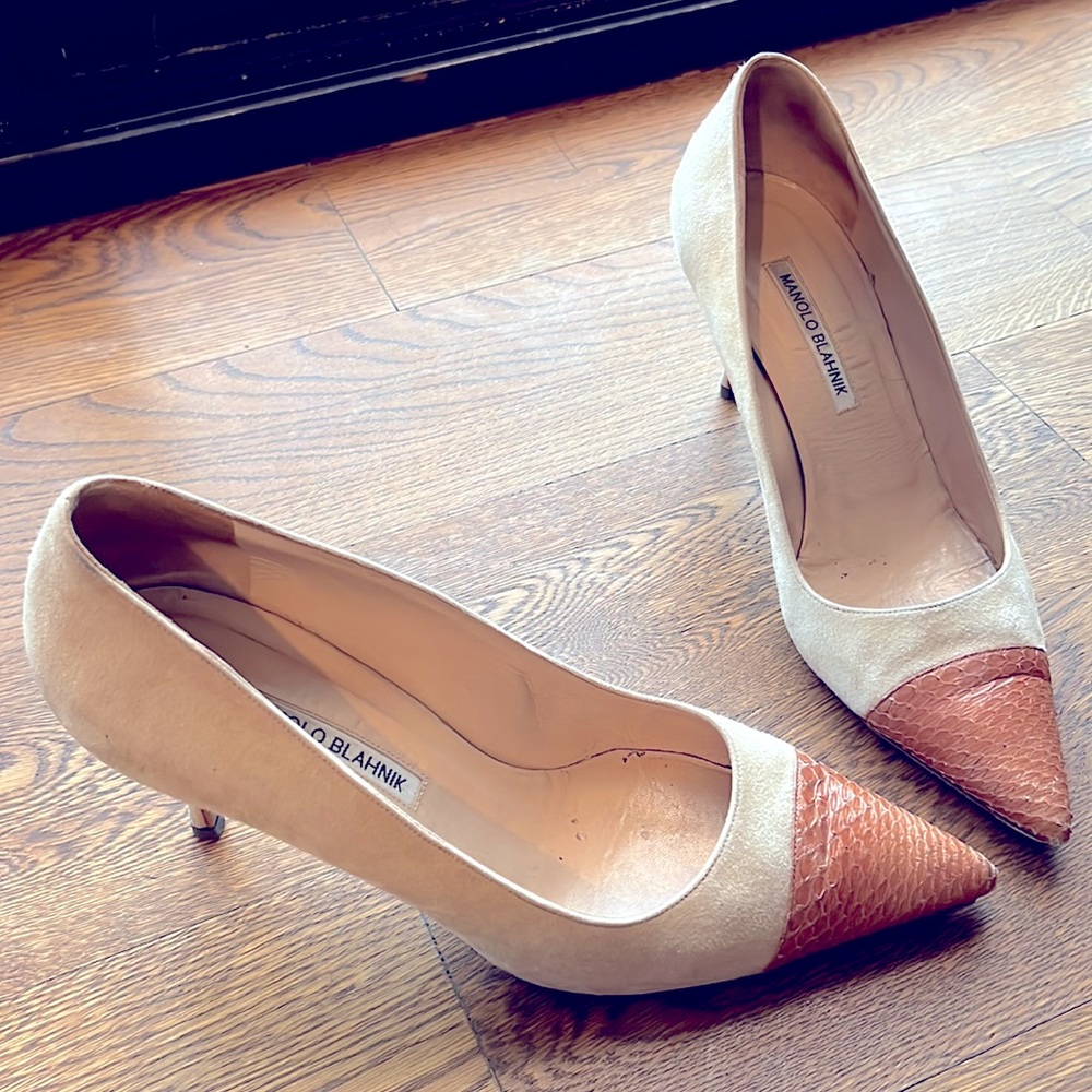 Manolo Blahnik Suede Beige Heels Sz 39.5